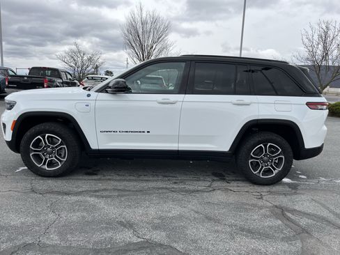 Used 2023 Jeep Grand Cherokee Trailhawk AWD/4WD image 7