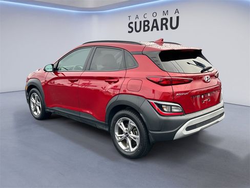 Used 2022 Hyundai Kona SEL w/ Convenience Package image 3