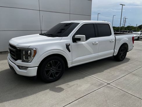 Used 2022 Ford F150 Lariat AWD/4WD image 1