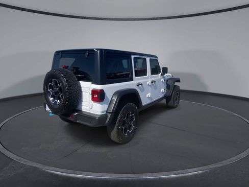 Used 2022 Jeep Wrangler Unlimited Rubicon 4xe AWD/4WD image 8