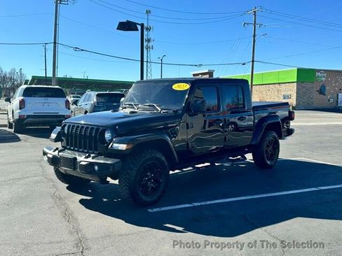 Used 2022 Jeep Gladiator Sport image 6