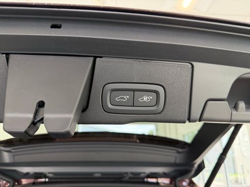 New 2026 Volvo XC60 B5 Ultra w/ Protection Package Premier AWD/4WD image 25