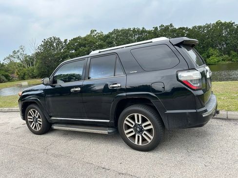 Used 2016 Toyota 4Runner Limited AWD/4WD image 4