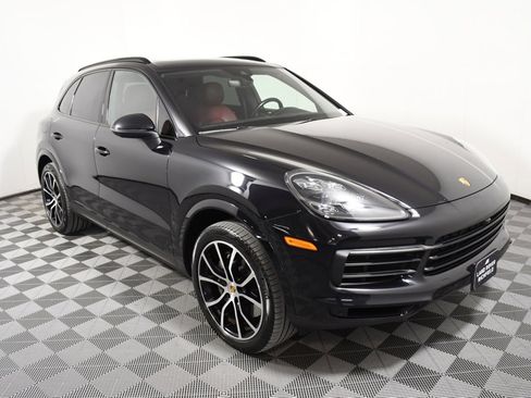 Used 2020 Porsche Cayenne S image 8