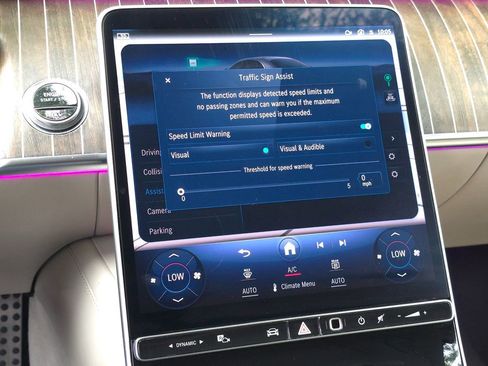 Used 2021 Mercedes-Benz S 580 4MATIC Sedan w/ AMG Line image 54