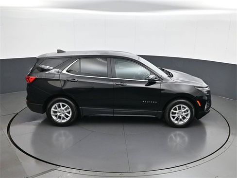 Used 2024 Chevrolet Equinox LT image 16