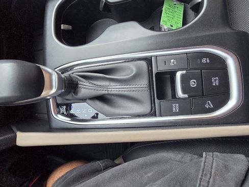 Used 2020 Hyundai Santa Fe SEL AWD/4WD image 30