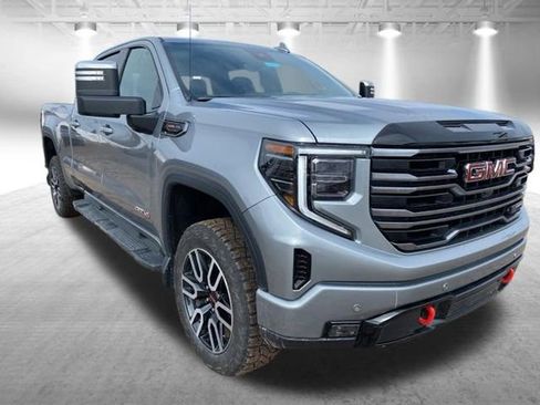 Certified 2025 GMC Sierra 1500 AT4 w/ Technology Package AWD/4WD image 2