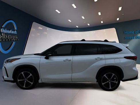 Used 2021 Toyota Highlander XSE image 7