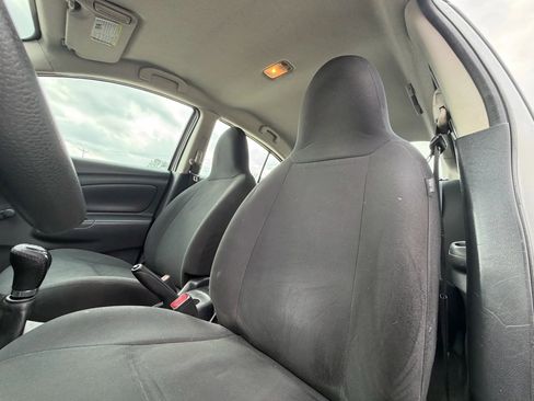 Used 2015 Nissan Versa S image 22