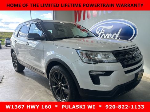Used 2018 Ford Explorer XLT w/ Equipment Group 202A AWD/4WD image 3