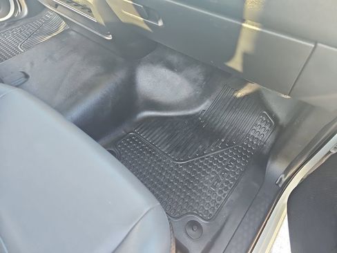 Used 2022 RAM 2500 Tradesman image 11