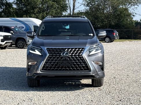 Used 2023 Lexus GX 460 Premium w/ Accessory Package AWD/4WD image 2