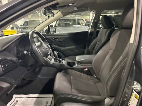 Used 2023 Subaru Outback Premium image 10