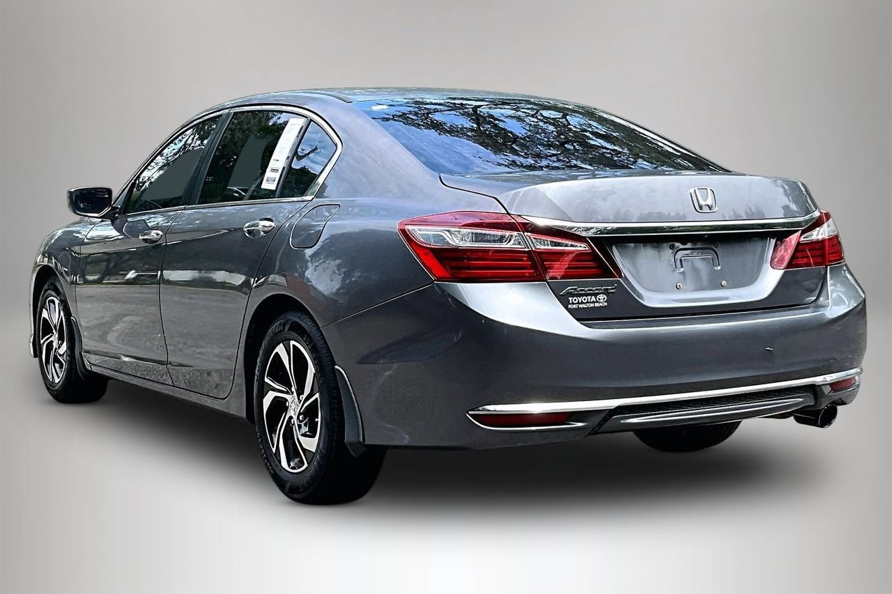 Used 2016 Honda Accord LX image 4