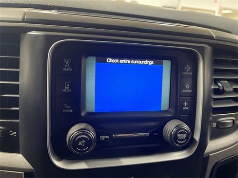 Used 2015 RAM 2500 Tradesman image 17