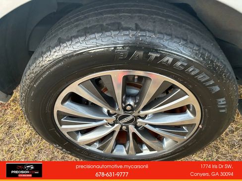 Used 2016 Lincoln Navigator L Select image 27