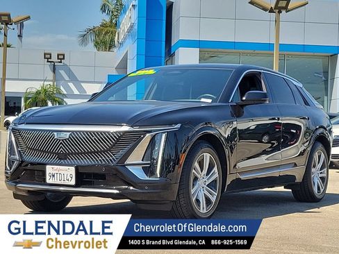 Certified 2024 Cadillac Lyriq Tech RWD image 15