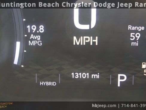 Used 2023 Jeep Wrangler Unlimited Sahara image 18