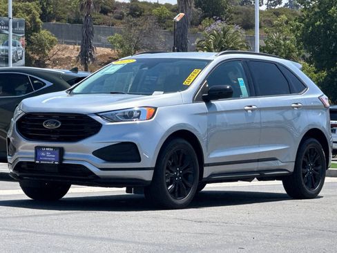Certified 2023 Ford Edge SE w/ Black Appearance Package AWD/4WD image 7