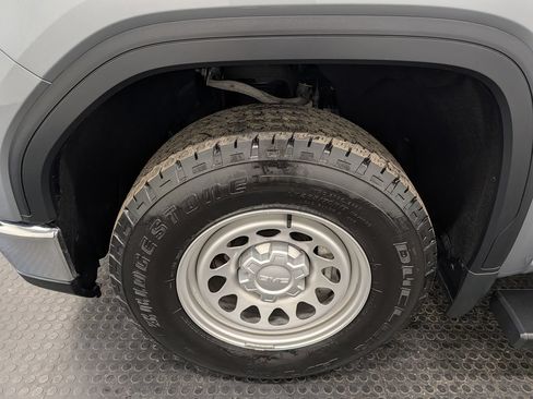 Used 2024 GMC Sierra 1500 Pro w/ Pro Value Package AWD/4WD image 7