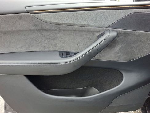 Used 2026 Tesla Model Y Long Range image 13