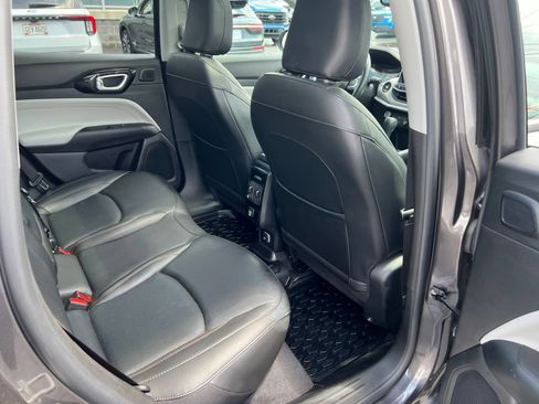 Used 2022 Jeep Compass Limited w/ Sun and Sound Group AWD/4WD image 46