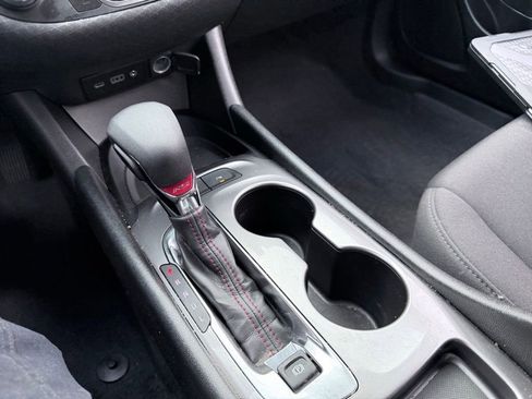 Used 2024 Chevrolet Malibu RS image 21