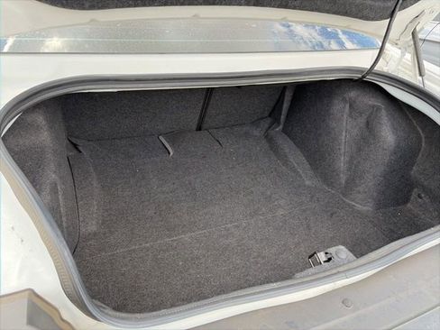 Used 2021 Dodge Challenger R/T w/ Plus Package image 5