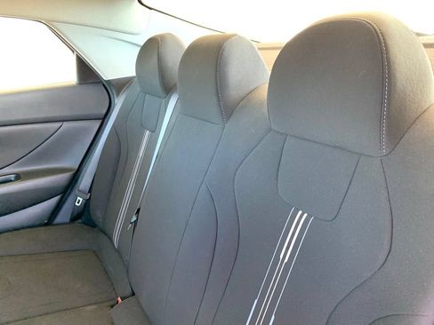 Used 2021 Hyundai Elantra SEL w/ Cargo Package FWD image 13