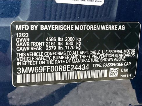 Certified 2024 BMW 330i Sedan image 31