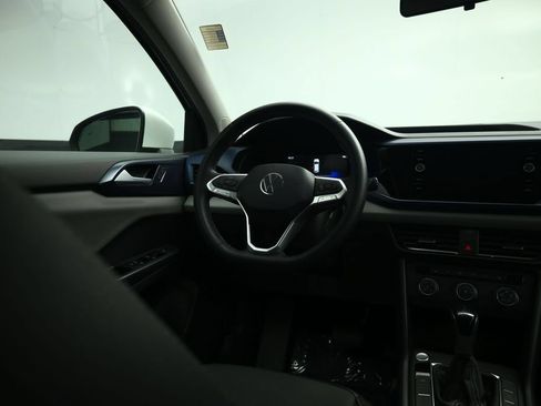 Used 2022 Volkswagen Taos SE FWD image 39