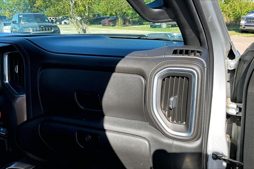 Used 2020 Chevrolet Silverado 3500 High Country AWD/4WD image 15