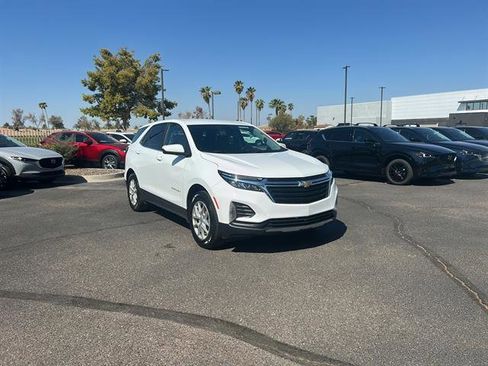Used 2024 Chevrolet Equinox LT image 11
