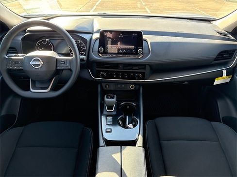 Certified 2025 Nissan Rogue S image 12