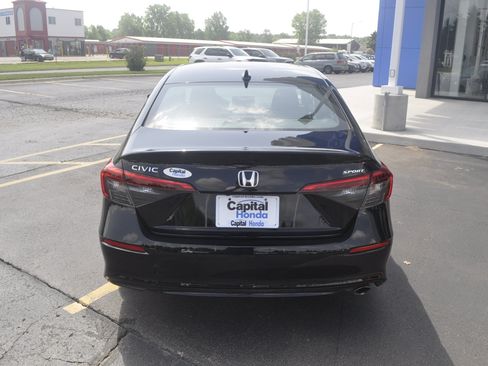 Used 2024 Honda Civic Sport image 6