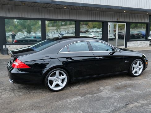 Used 2007 Mercedes-Benz CLS 63 AMG w/ P2 Pkg image 5