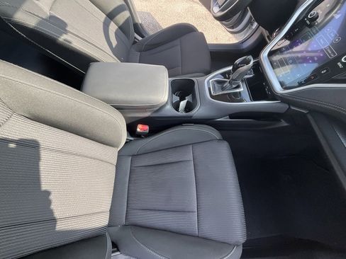 Used 2022 Subaru Legacy Premium image 33