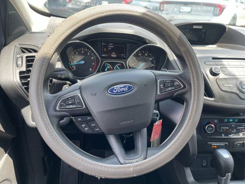 Used 2017 Ford Escape SE FWD image 24