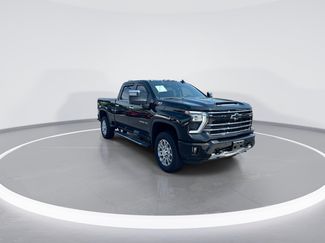 Used 2025 Chevrolet Silverado 2500 LTZ w/ Z71 Chrome Sport Edition AWD/4WD video 2