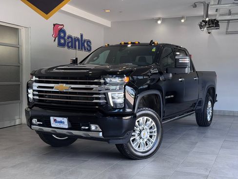Certified 2023 Chevrolet Silverado 2500 High Country w/ Z71 Off-Road Package AWD/4WD image 2