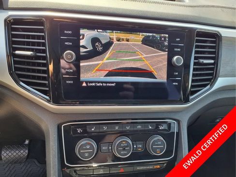 Used 2023 Volkswagen Atlas SE w/ Panoramic Sunroof Package AWD/4WD image 19