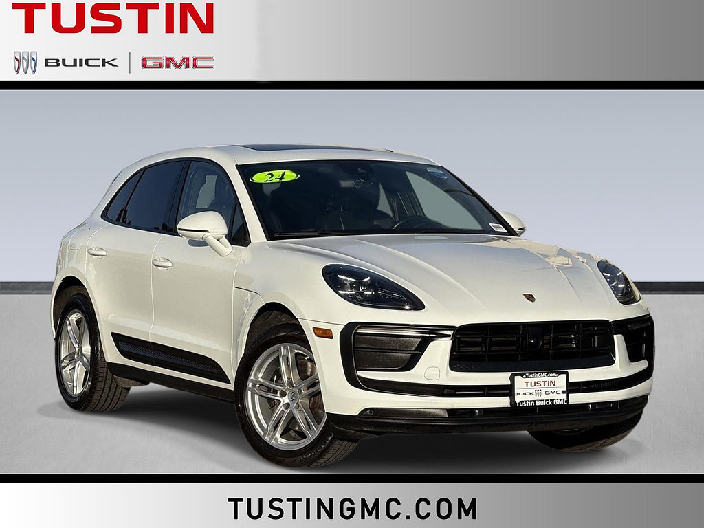Used 2024 Porsche Macan AWD/4WD image 1
