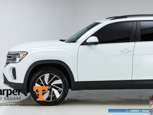 Used 2025 Volkswagen Atlas SE w/ Panoramic Sunroof Package image 43