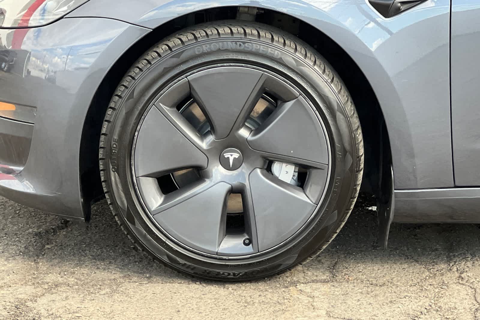 Used 2023 Tesla Model 3 Standard Range RWD image 33