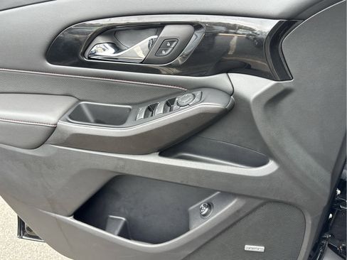 Certified 2023 Chevrolet Traverse RS w/ LPO, Floor Liner Package image 19