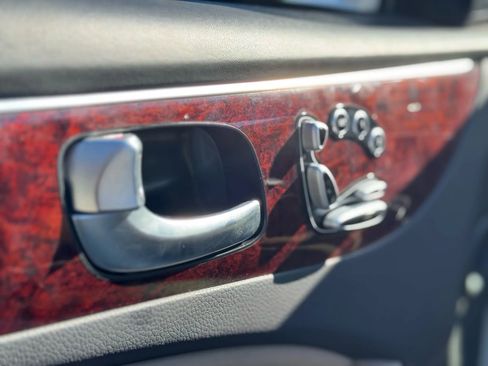 Used 2011 Hyundai Equus Ultimate image 11