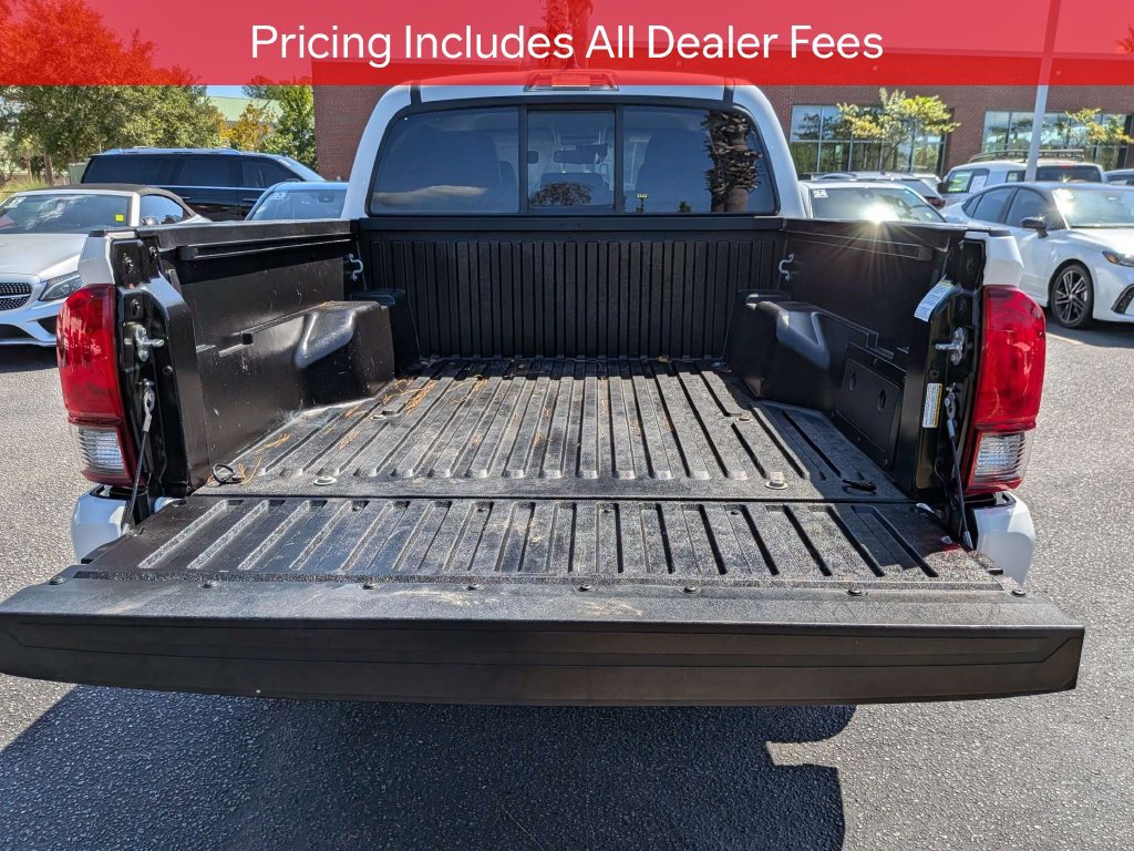 Used 2022 Toyota Tacoma SR w/ SR Convenience Package RWD image 14