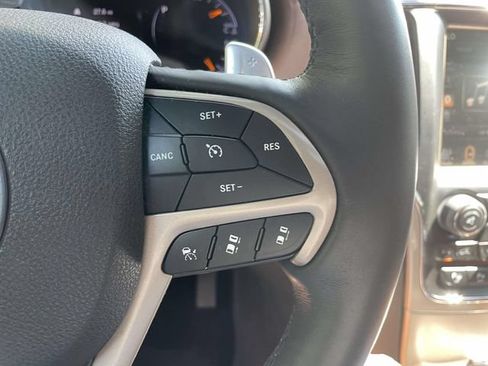 Used 2017 Jeep Grand Cherokee Summit AWD/4WD image 29
