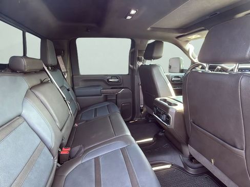 Used 2023 GMC Sierra 2500 Denali w/ Denali Ultimate Package AWD/4WD image 22